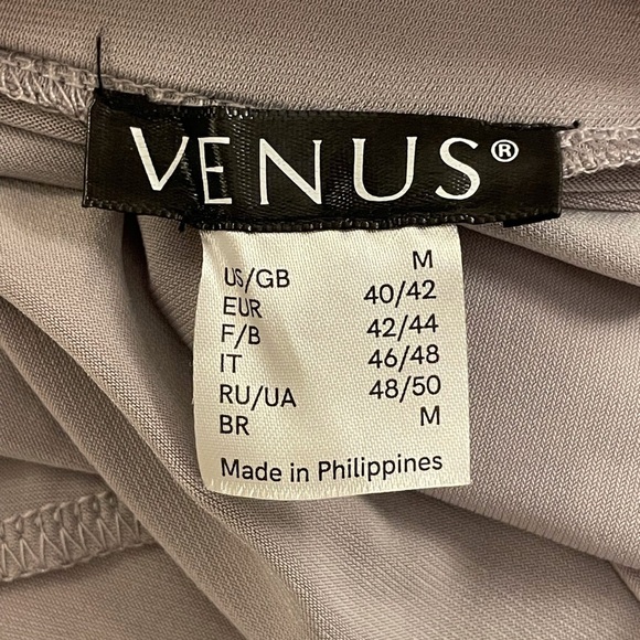 Venus Skirt High-Low with Attached Belt Size M Gray. - Picture 14 of 16